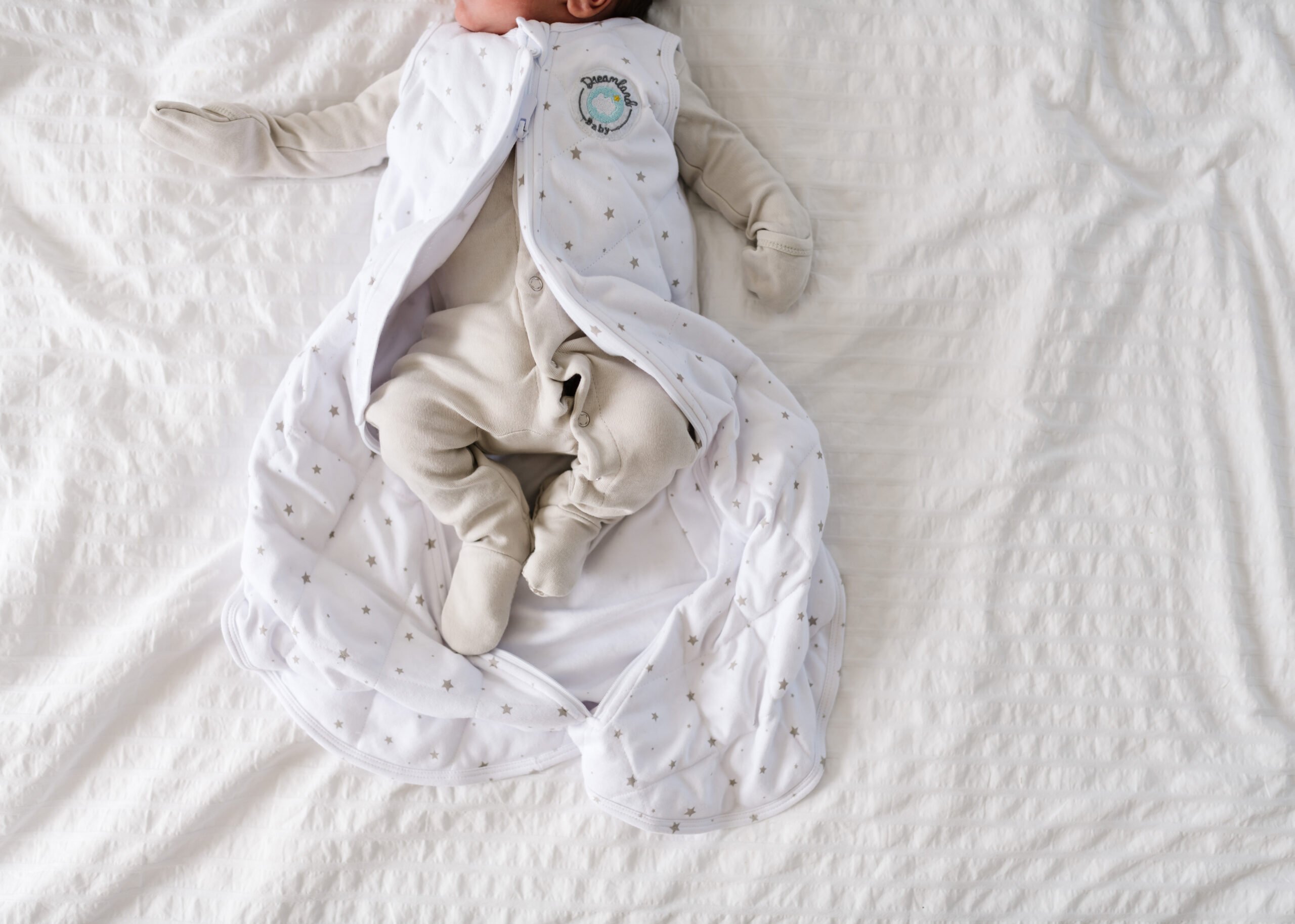 Best clothing for babies to sleep in |The Peaceful Sleeper