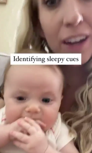 tips for identifying newborn sleepy cues Instagram Reel |The Peaceful Sleeper