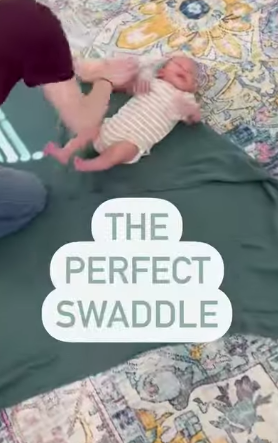 How to swaddle a newborn Instagram Reel |The Peaceful Sleeper