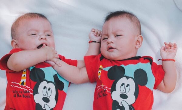 Twin babies before their nap |The Peaceful Sleeper